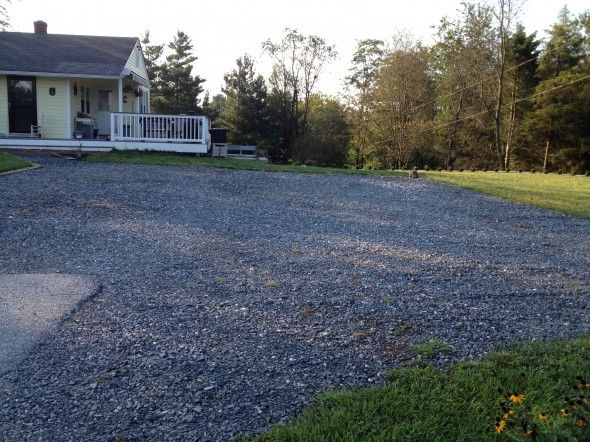 stone driveway | stone driveway design | stone driveway ideas | what kind of gravel for driveway